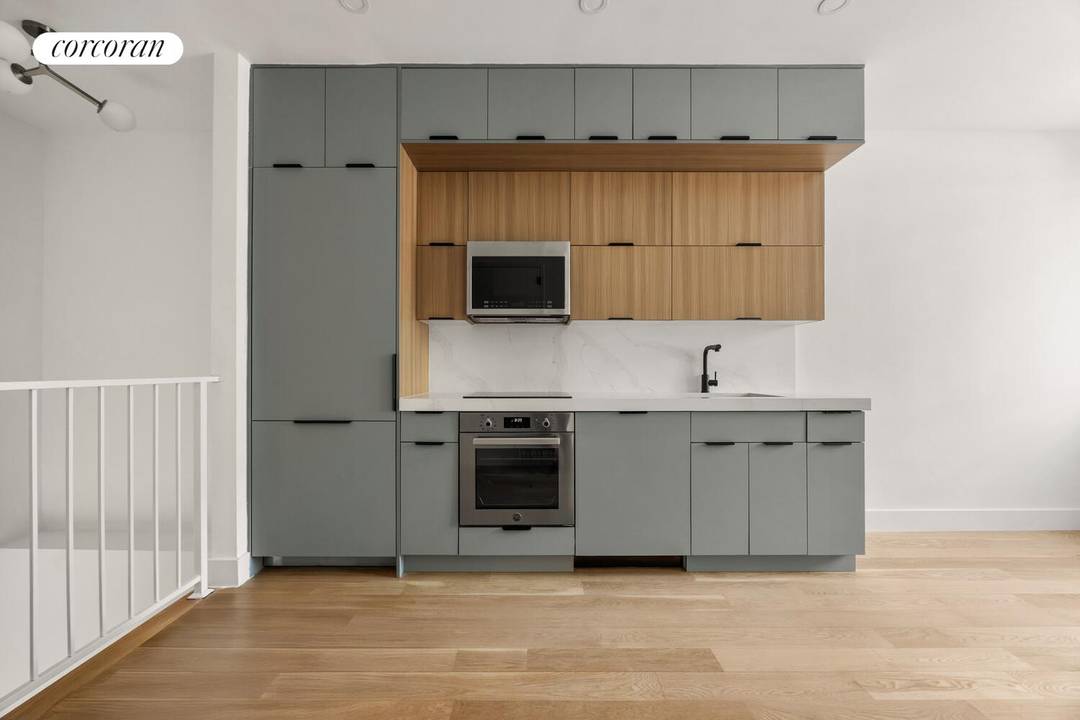 157 Rogers is a brand new boutique condo perfectly placed in the center of vibrant Crown Heights.