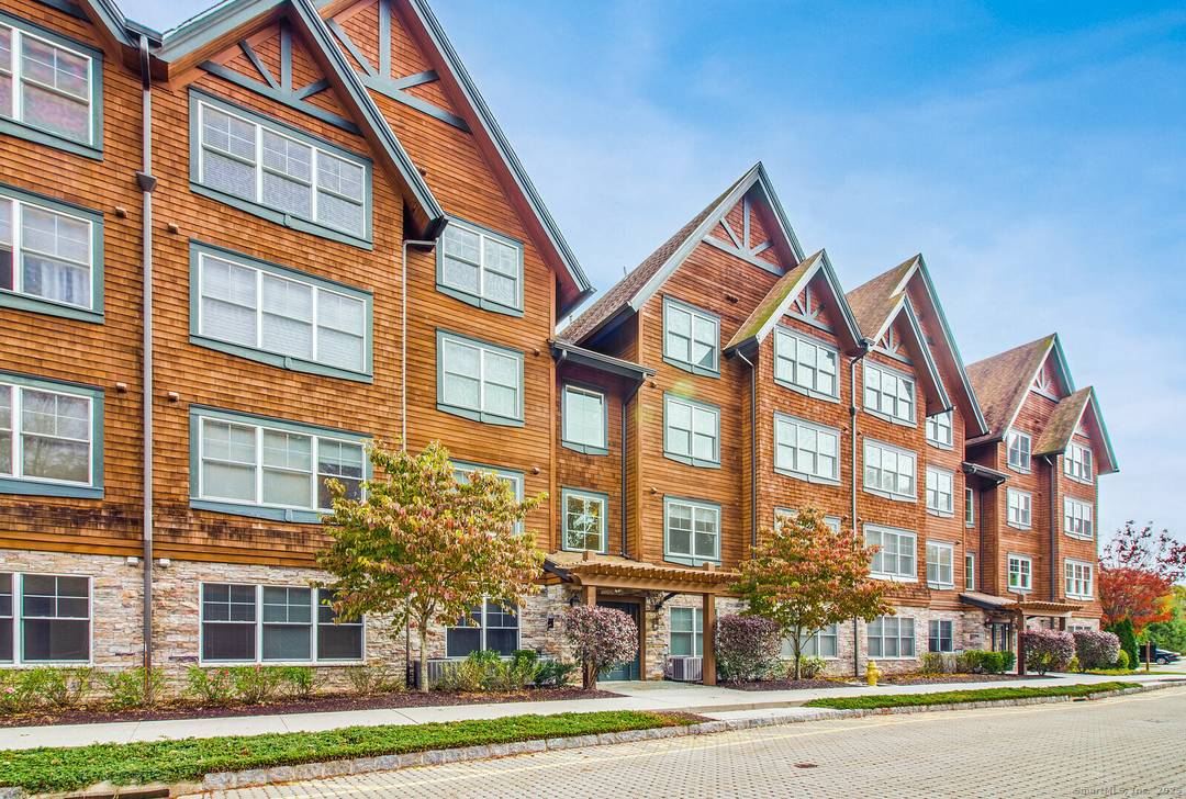 Welcome to Unit 1303 at Poet's Landing a beautifully appointed 2 bedroom, 2 bath residence offering tranquil views of the pond and marina on Candlewood Lake.