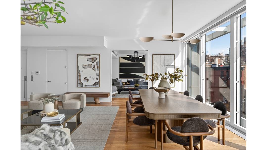 Newly offered Experience unparalleled luxury in this sublime, full floor residence overlooking historic Gramercy with over 50 linear feet of floor to ceiling glass, this key elevator 3 bed home ...