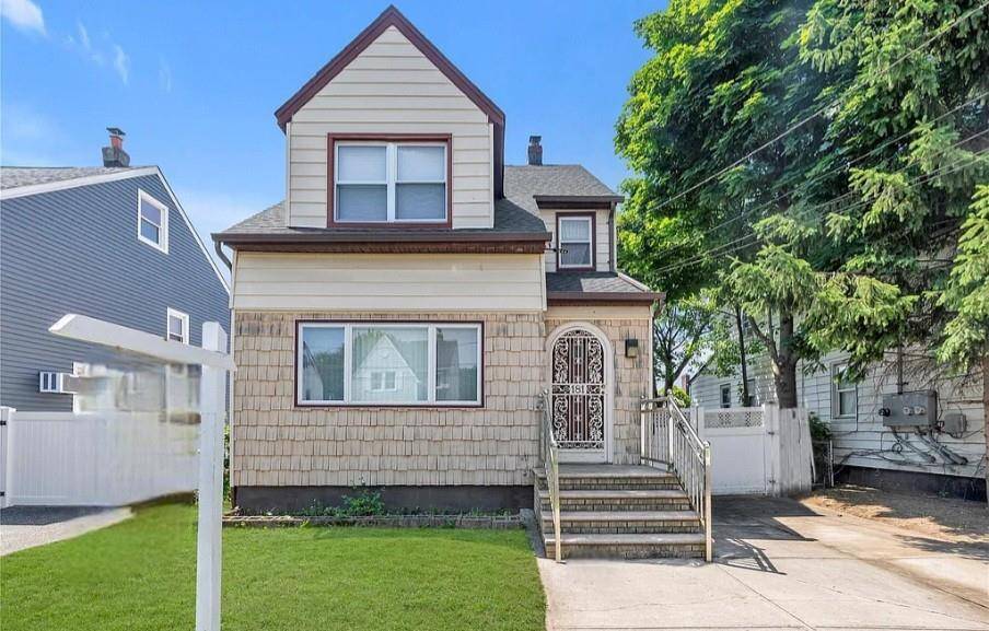 This charming Colonial home boasts 4 generously sized Bedrooms, 1.