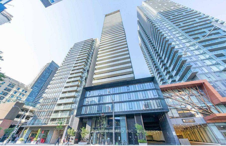 Amazing Vox Condo, The Most Sought After South West Corner Unit With Unobstructive Views, 9Ft Smooth Ceiling, Floor To Ceiling Windows, Very Bright And Spacious.