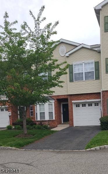 This gorgeous 3BR, 2. 5Ba townhome in the coveted Hunting Meadows Comm.