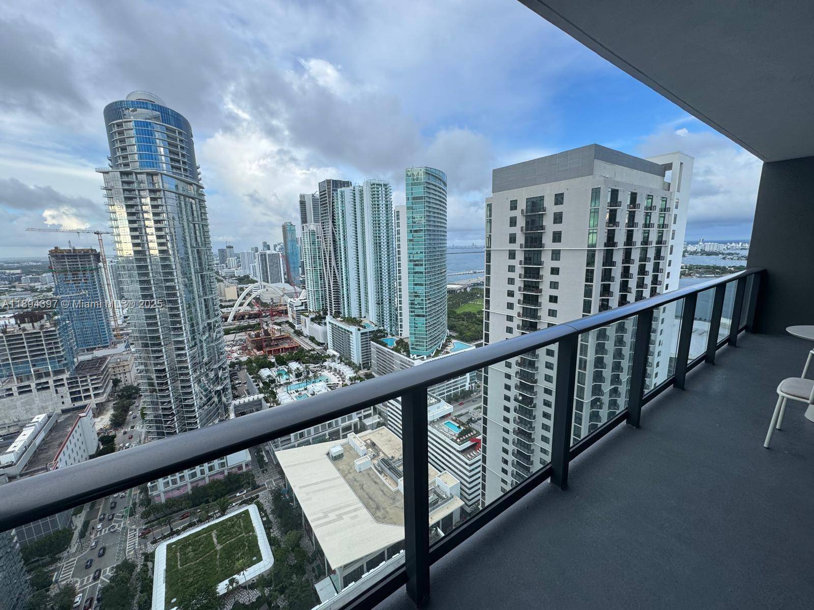 Amazing condo designed by Arquitectonica for short term rents or long term residence.