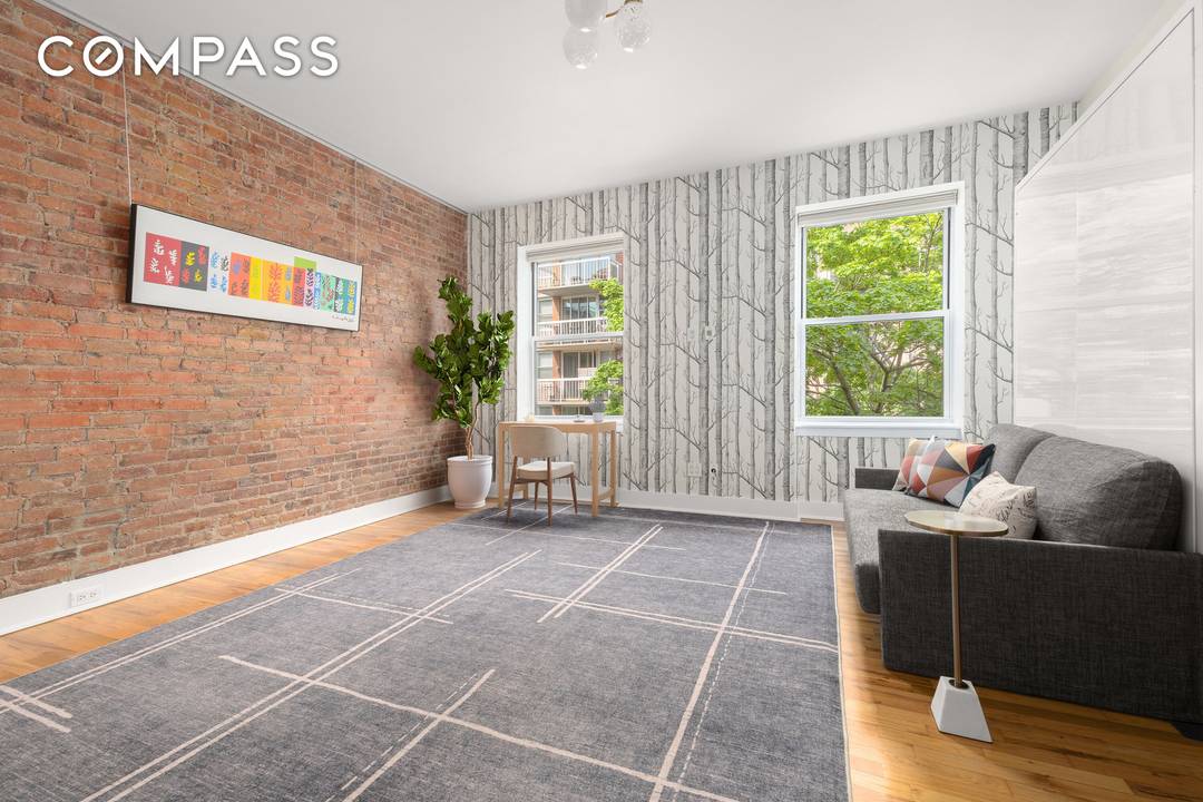 Located on one of Chelsea s most picturesque tree lined brownstone blocks, Residence 4R at 421 West 22nd Street is a thoughtfully renovated loft like studio that blends classic prewar ...