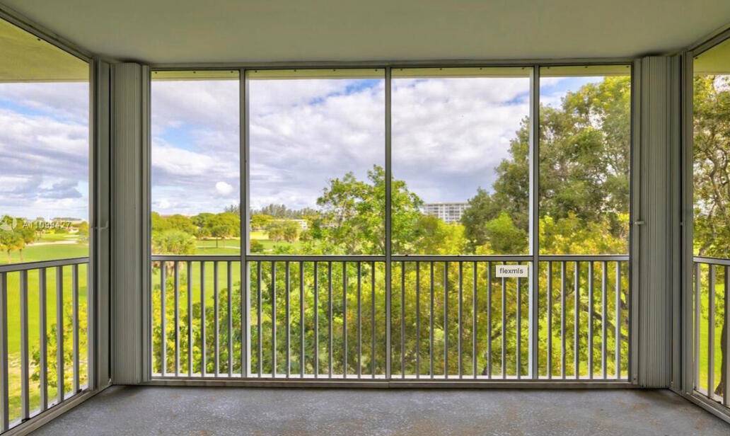 Spacious and bright 3 bedrooms 2 bathrooms condo located in the sought after Palm Aire community in Pompano Beach, FL.