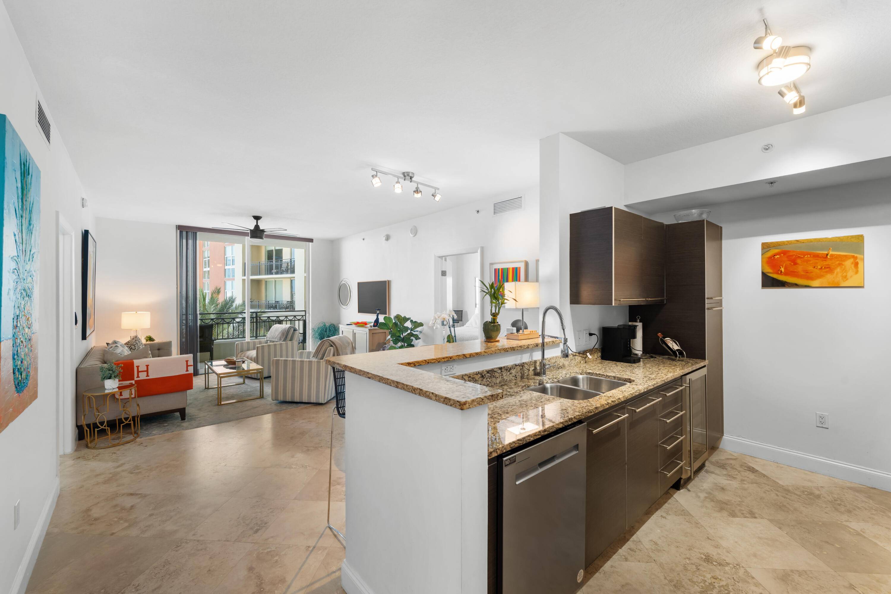 Seasonal or Off Seasonal rental NOW available in the pristine CityPlace South Tower !