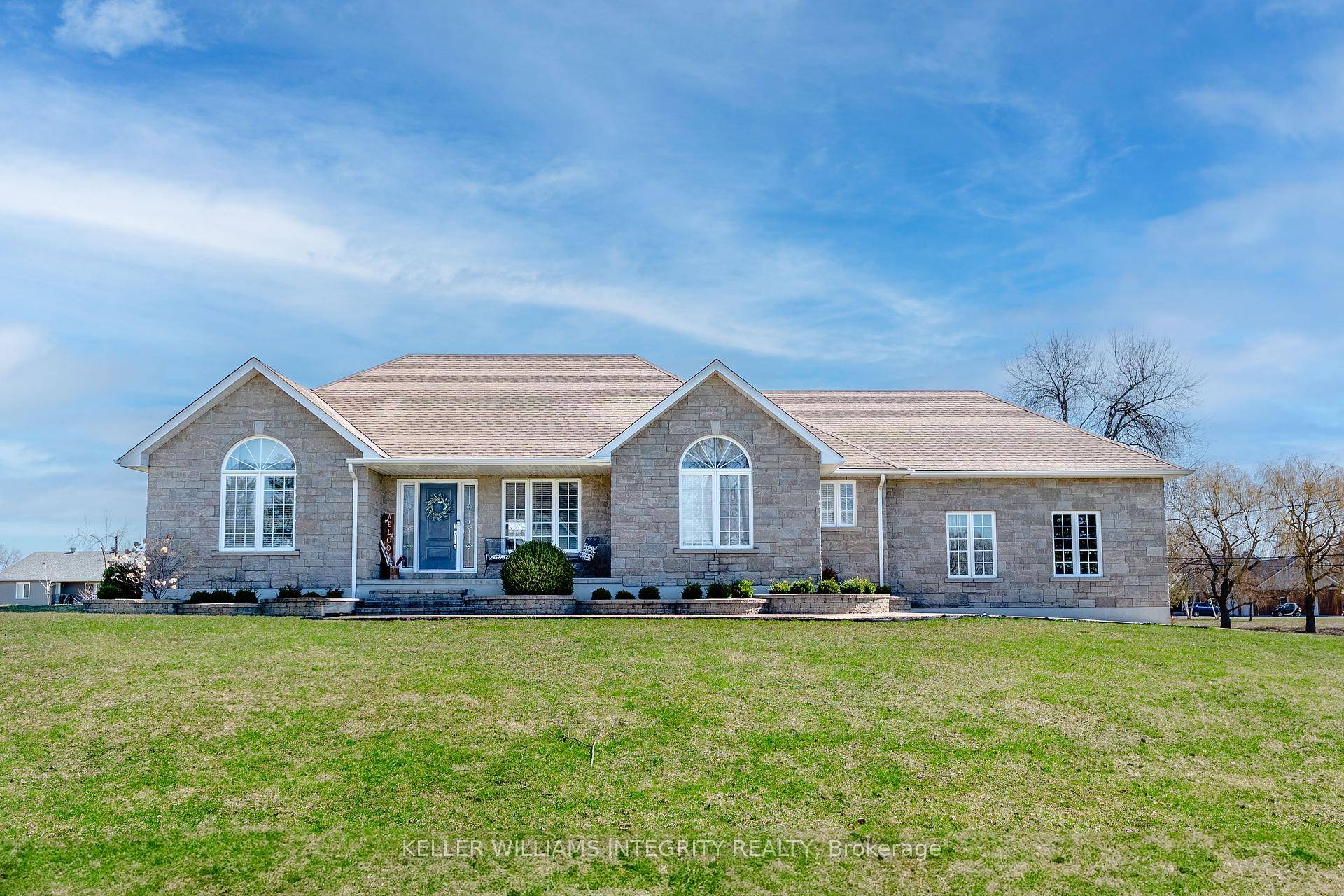 Welcome to 15885 Manning Road !