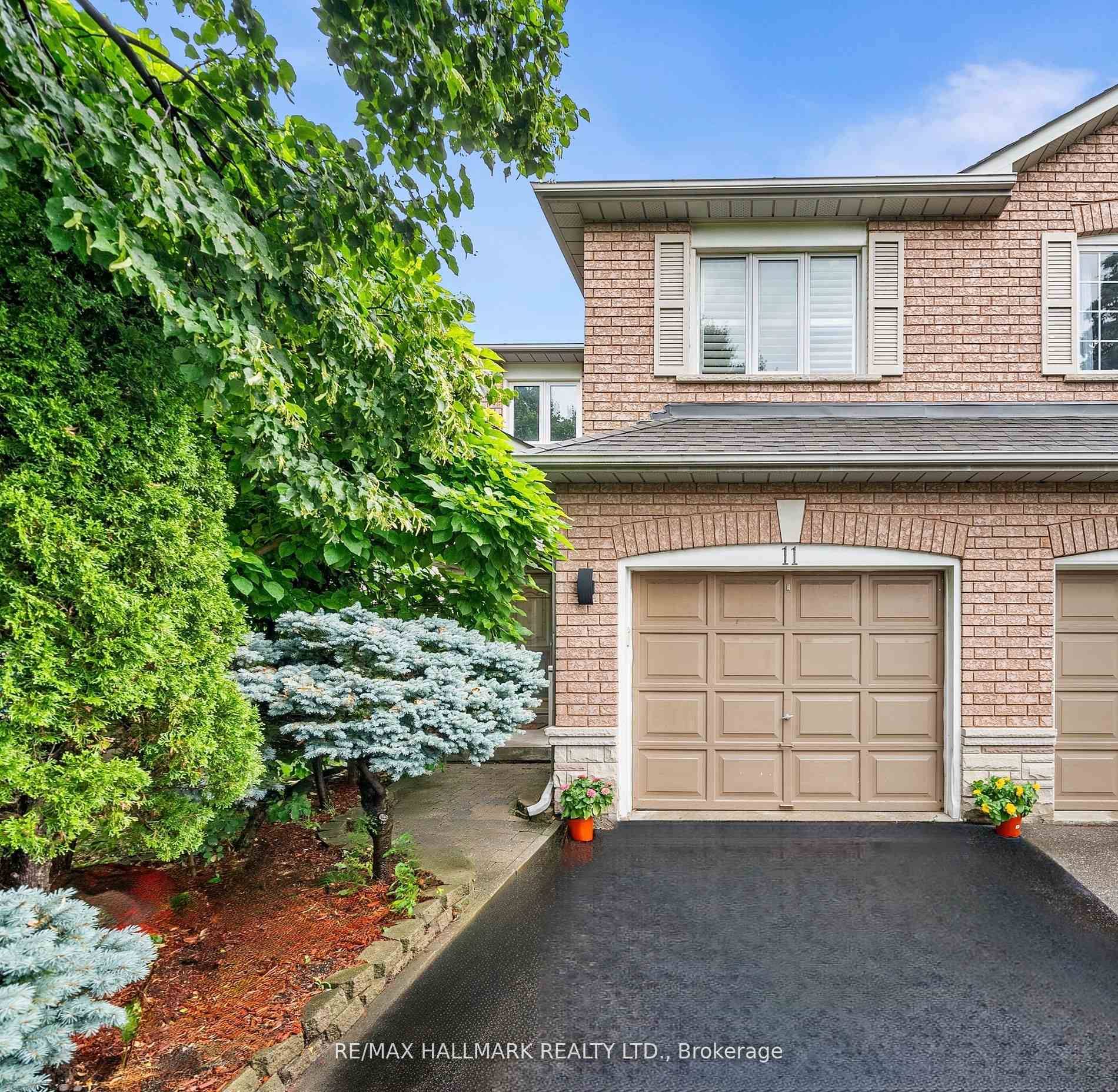Check The Pride Of Ownership In This Stunning 3 Plus Bedroom Semi detached House Laid On Premium Part Of Don River West Branch Ravine Sunken In Natural Lights With Windows ...