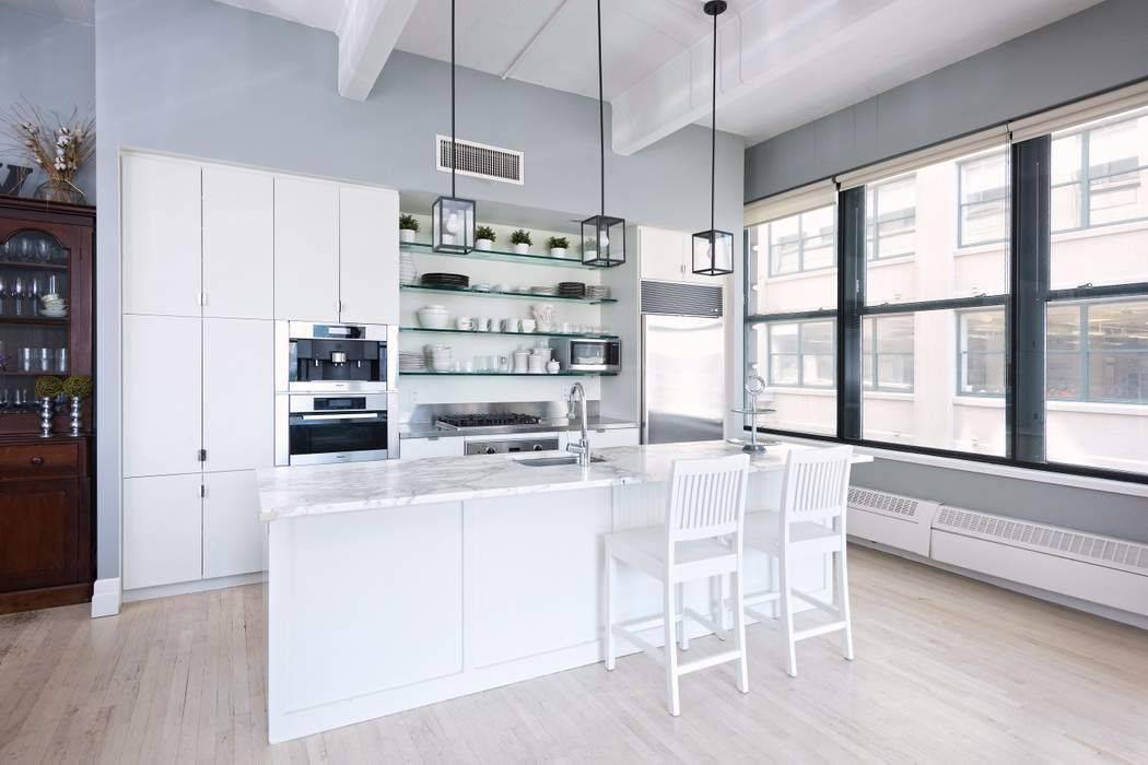 In person amp ; FaceTime showings available This expansive renovated 3 bedroom, 2.