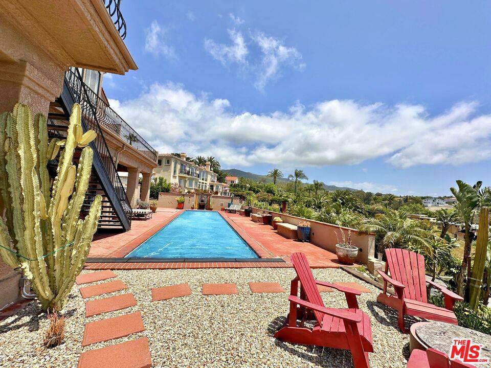 6140 Cavalleri Rd 1BR Malibu La