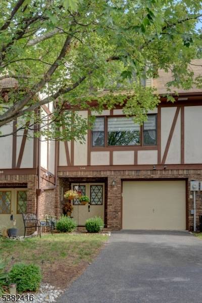 Completely renovated townhome in desirable Wayne !