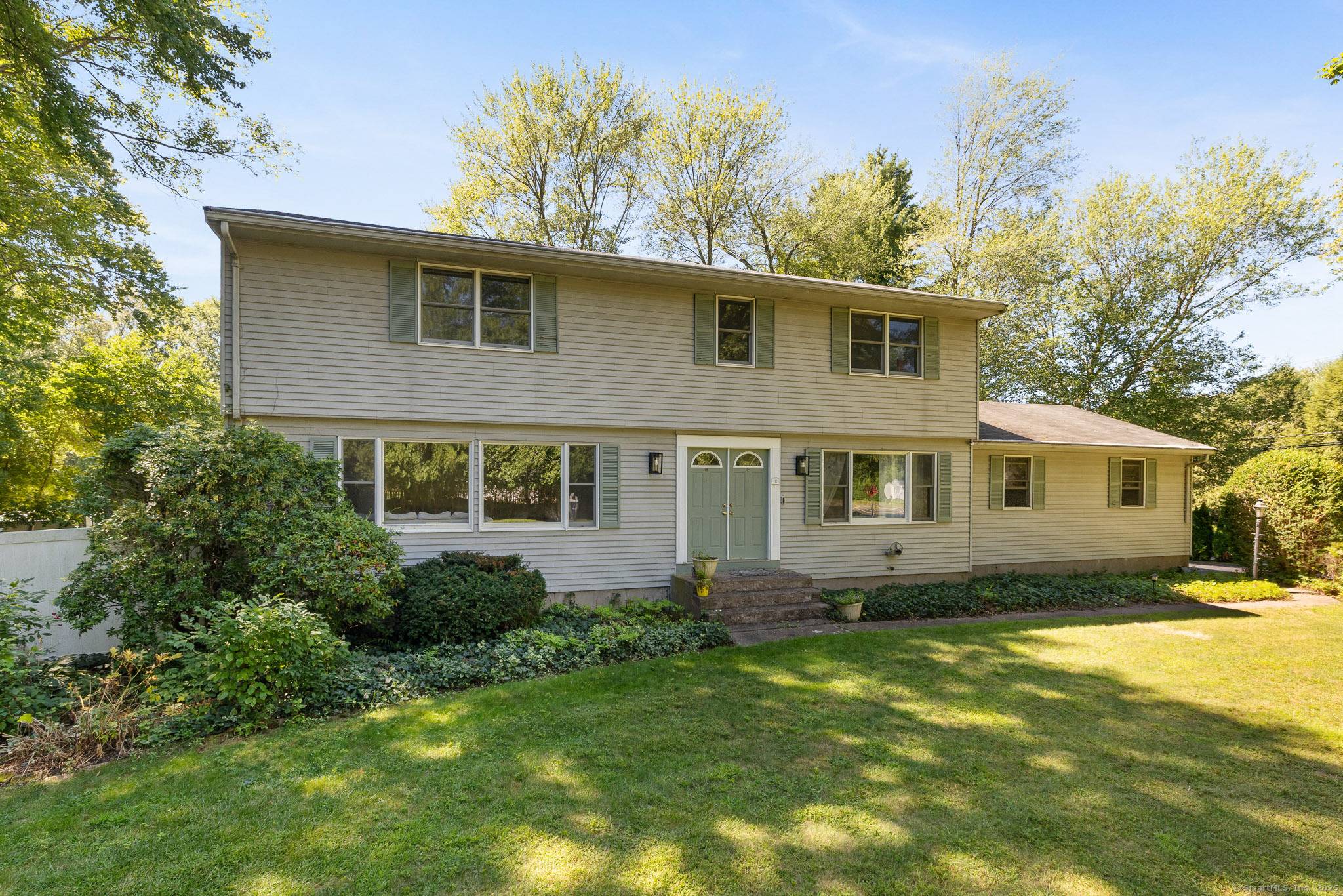 PHENOMENAL LOCATION in one of the most sought after neighborhoods in South Windsor.