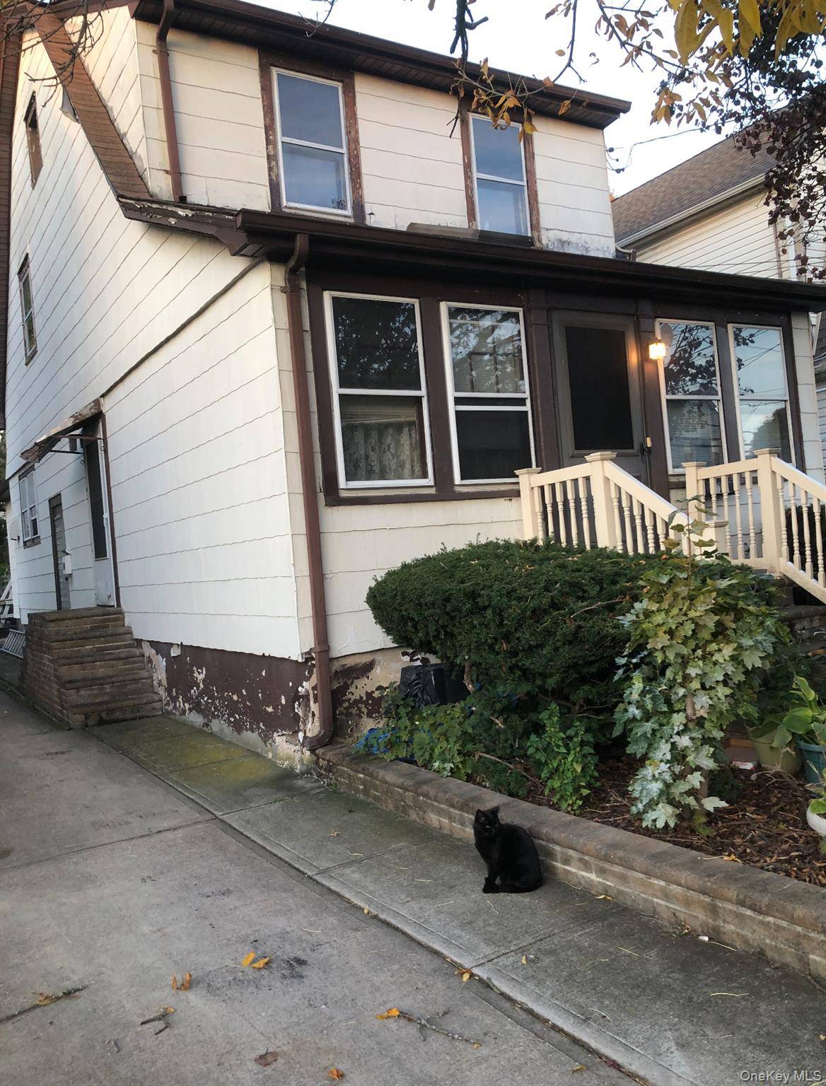 Opportunity Knocks in Valley Stream !