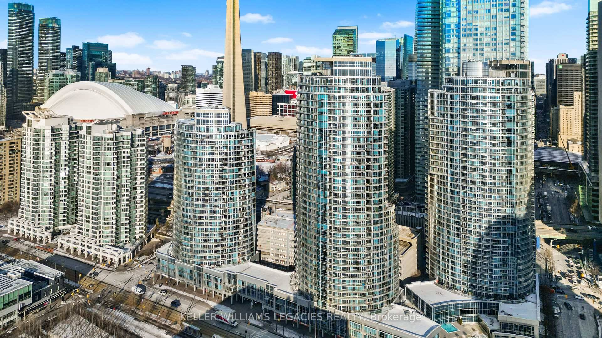 Spectacular Lake View 2 Bed Den Parking Locker Prime Waterfront LivingWelcome to your dream condo in the heart of Toronto's iconic waterfront district !