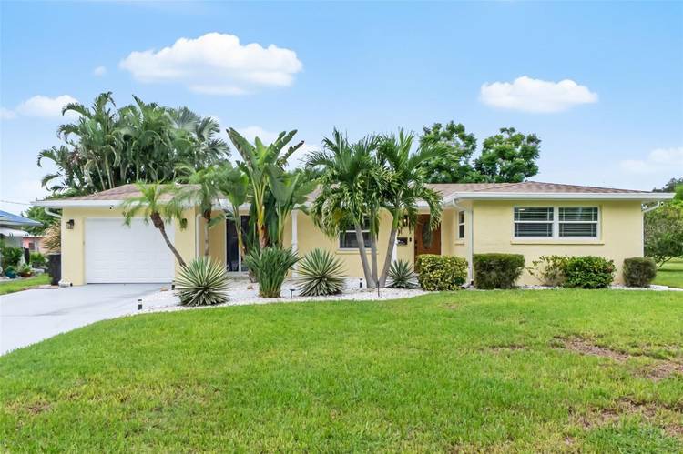 Your tropical retreat on Venice Island !