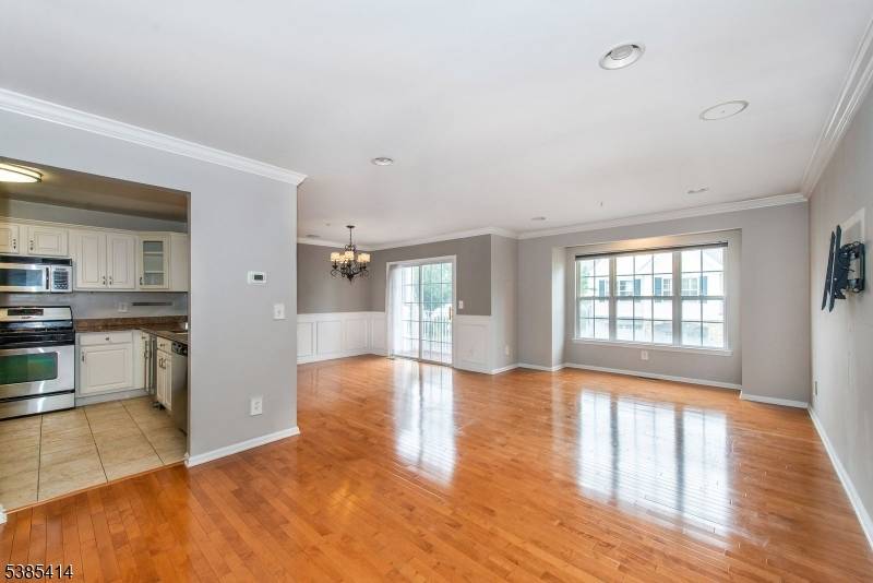 Updated and spacious townhome in quiet community close to it all !