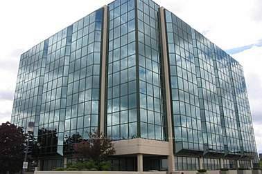 Well located in Richmond Hill, just North of Highway 7 and minutes from Highways 404 amp ; 407.