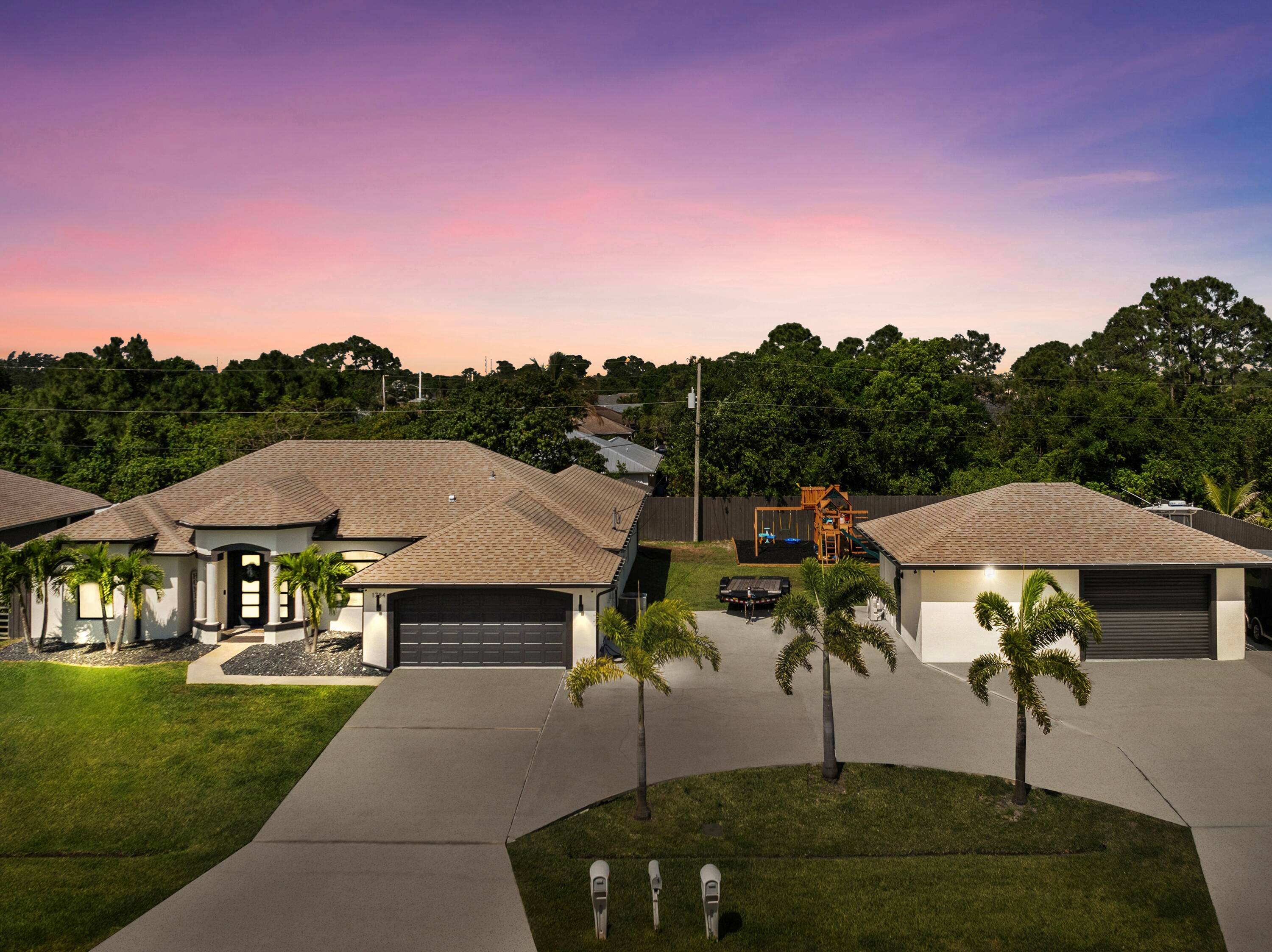 Motivated seller ! Unmatched setup in Port St.
