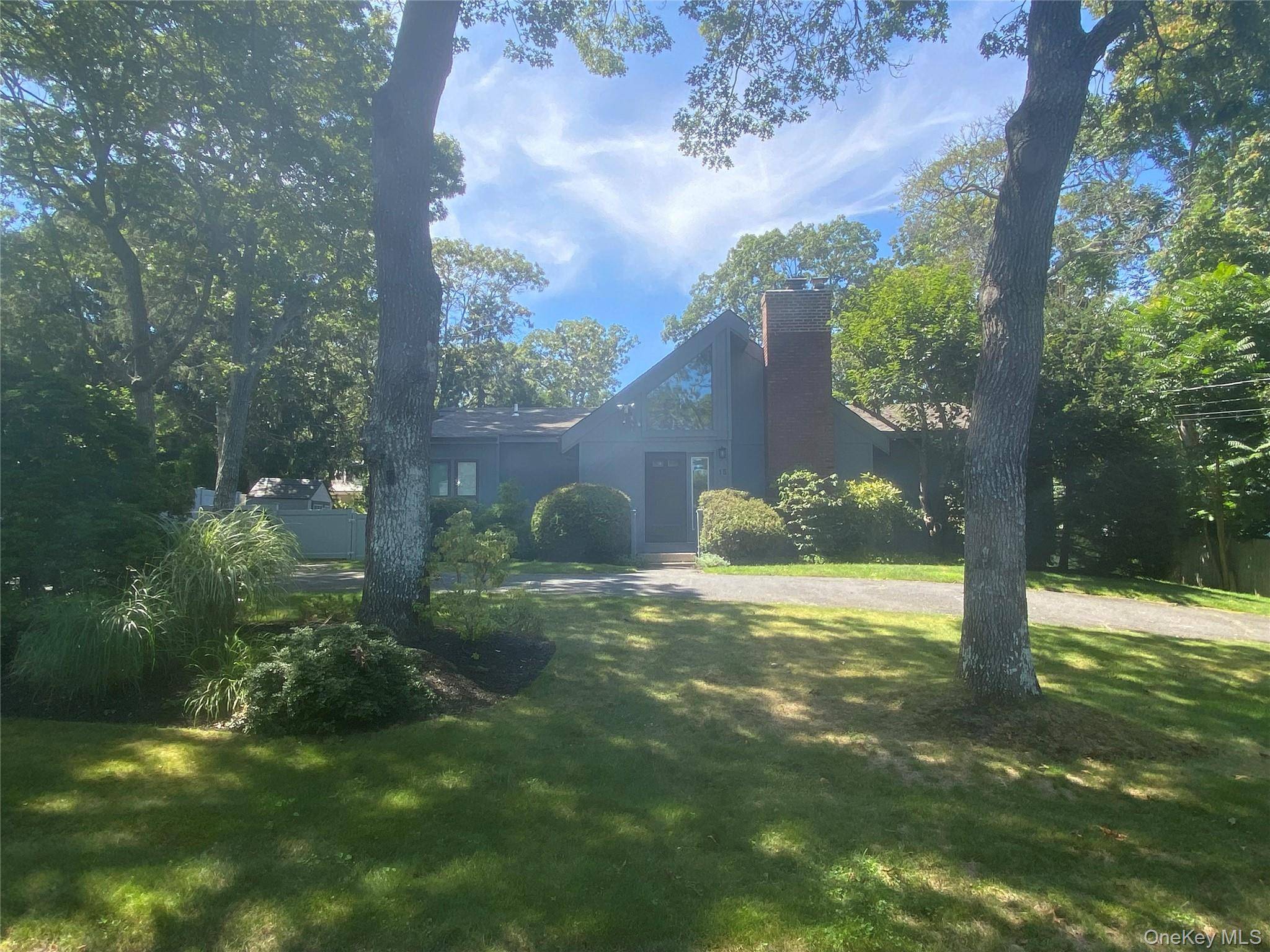 Beautifully updated contemporary home located in the heart of Remsenburg.