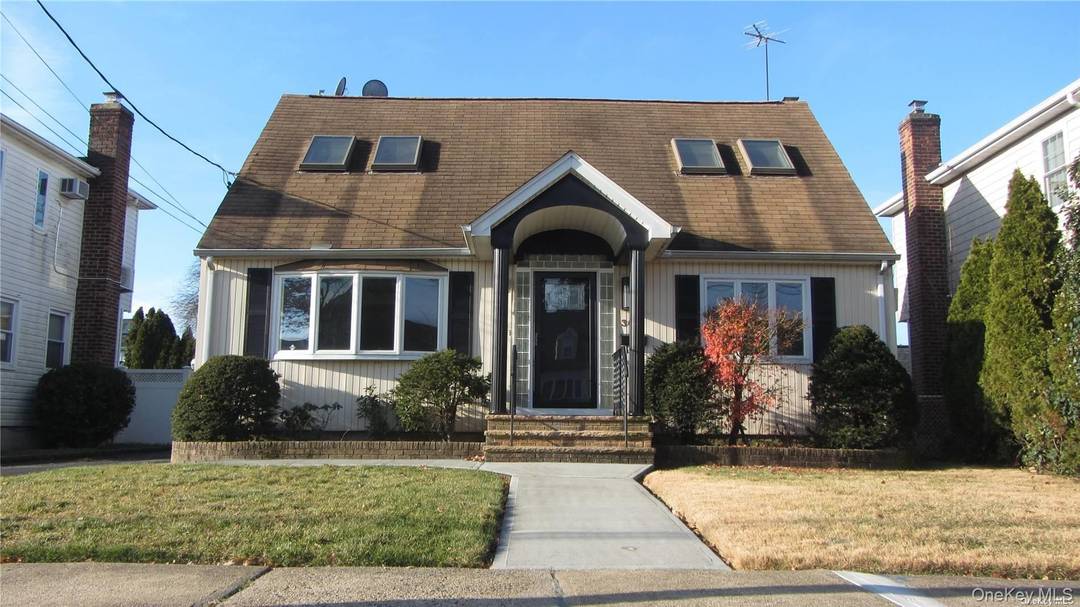 DIAMOND Condition ! Renovated in 2023, Expanded Cape 3 Bed Rooms 3 New Baths.