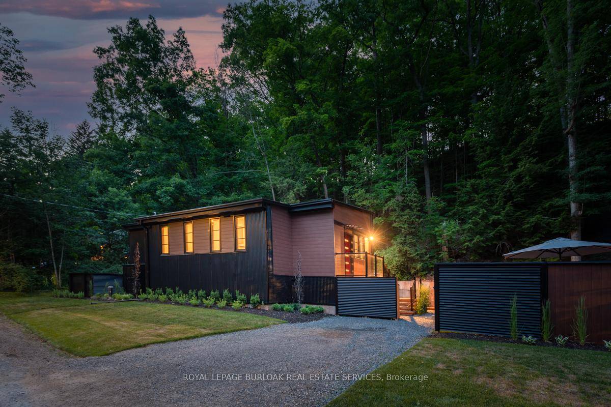 Beautifully built custom home on Burlington's sanctuary street, Hidden Valley Rd.