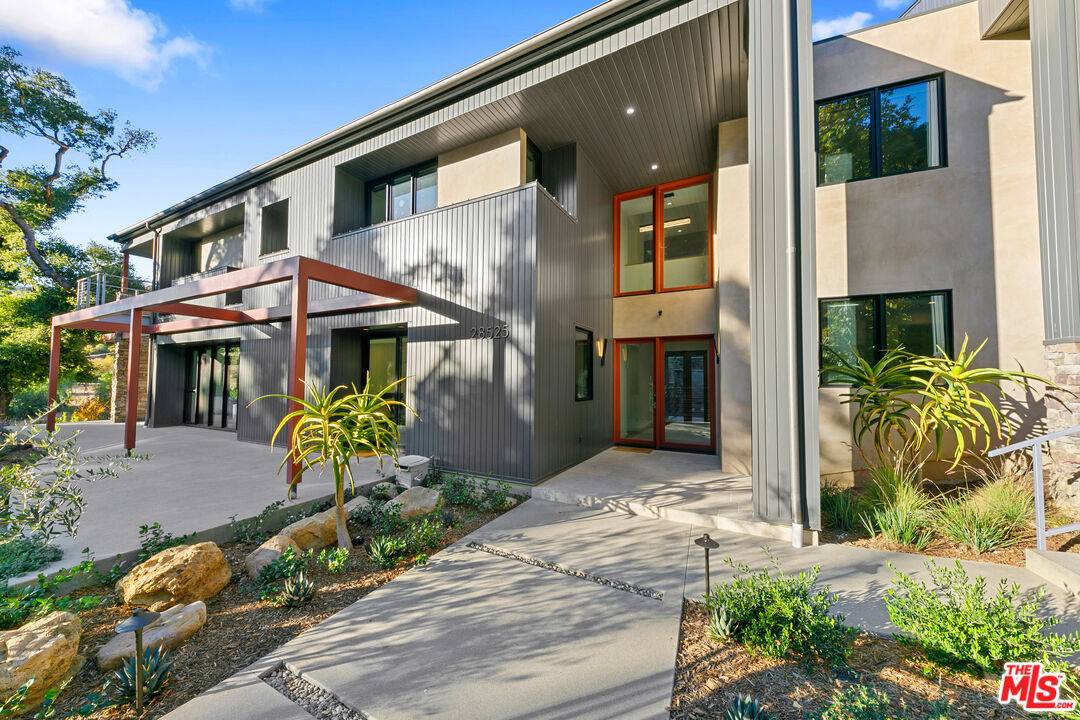 28525   Newton Canyon Rd 4BR Malibu La