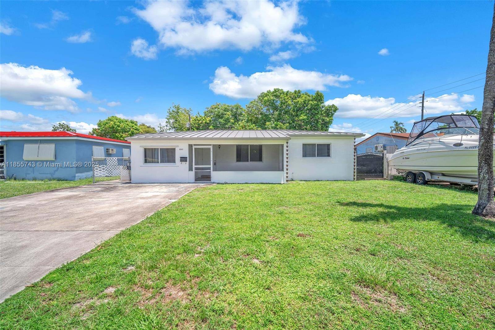 Brand new metal roof, no HOA, 5K toward your closing costs, and eligible for FHA, VA, and My First Florida Home down payment assistance !