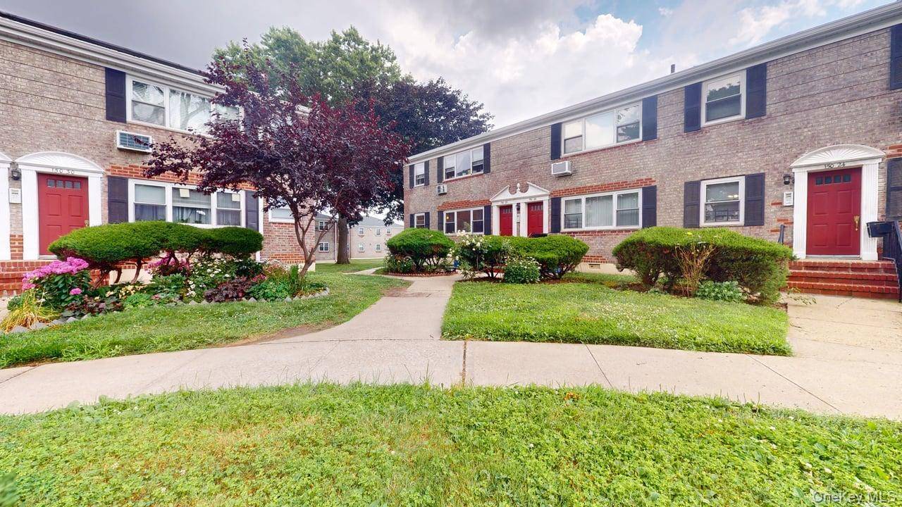 Opportunity for Spacious Renovated 2Br Co op Garden Apt in Desirable Community of Georgetown Mews in Flushing Steps to Main St Excellent Value 1st Floor Corner Garden Apt, Fine Renovations, ...