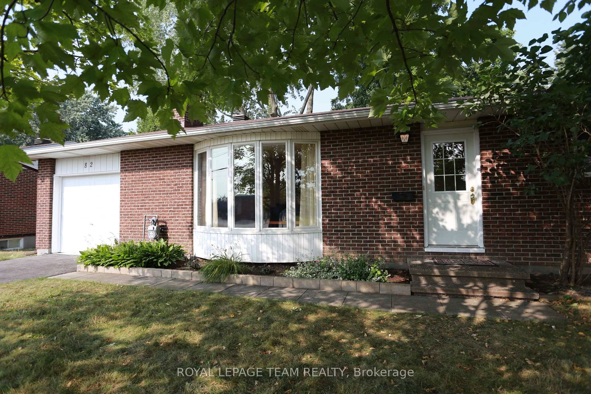 Welcome to this charming, family home with attached single car garage in the heart of Richmond.