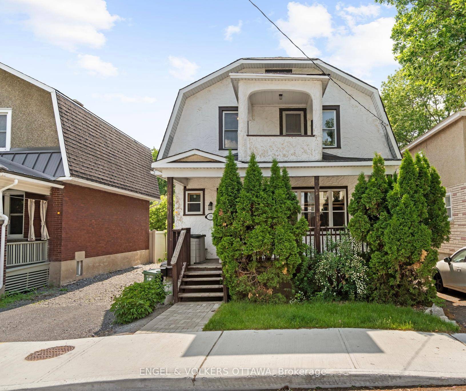 Exciting Opportunity in the highly sought after Wellington Village A Versatile Investment Awaits !