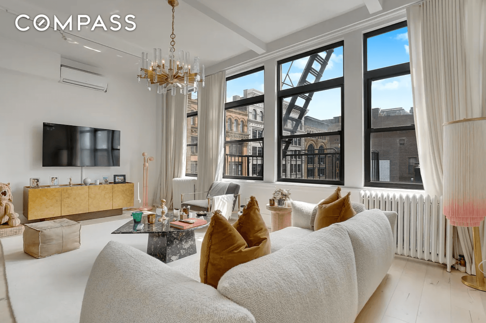 Welcome to Unit 5A at 145 Spring Street, a magnificent full floor luxury unit, featuring high end finishes and breathtaking views of Downtown Manhattan.