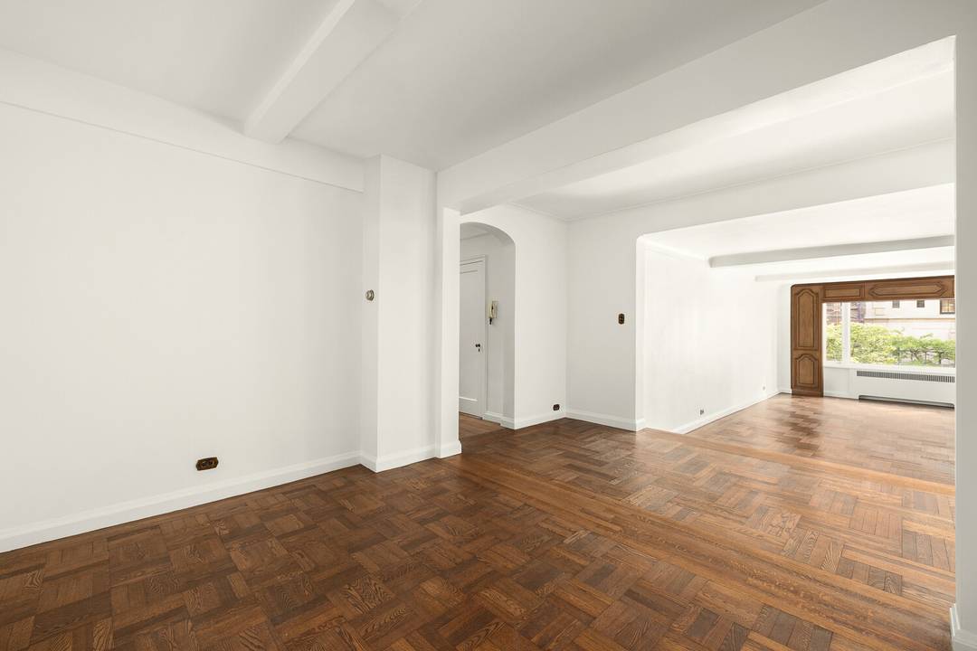 Offered for the first time in nearly 50 years, Residence 2D at 2 Sutton Place South presents a rare opportunity to restore and reimagine a gracious Emery Roth designed prewar ...