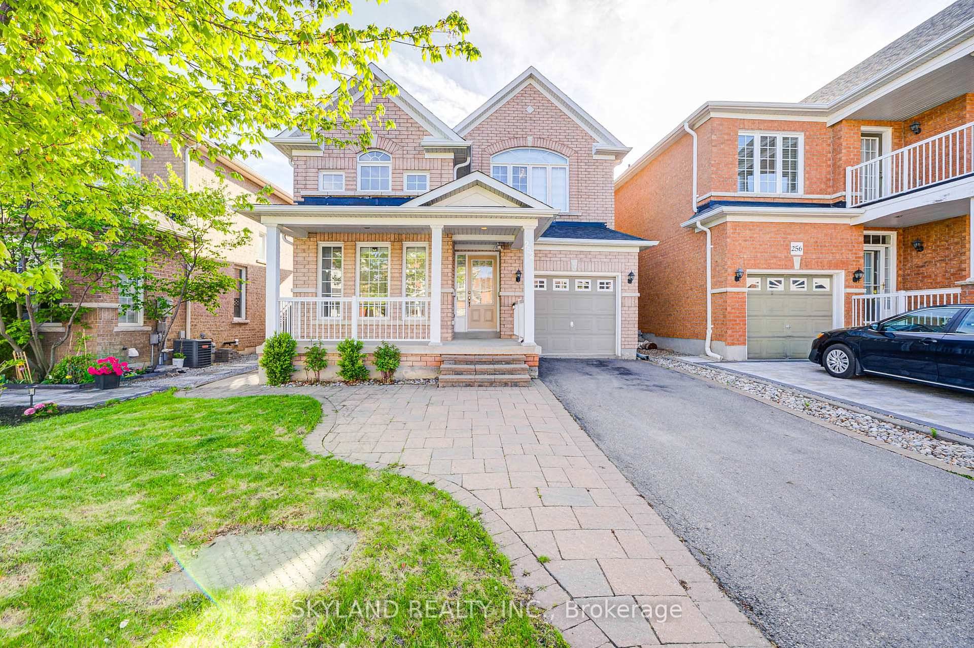 Located in the prestigious Wismer community !