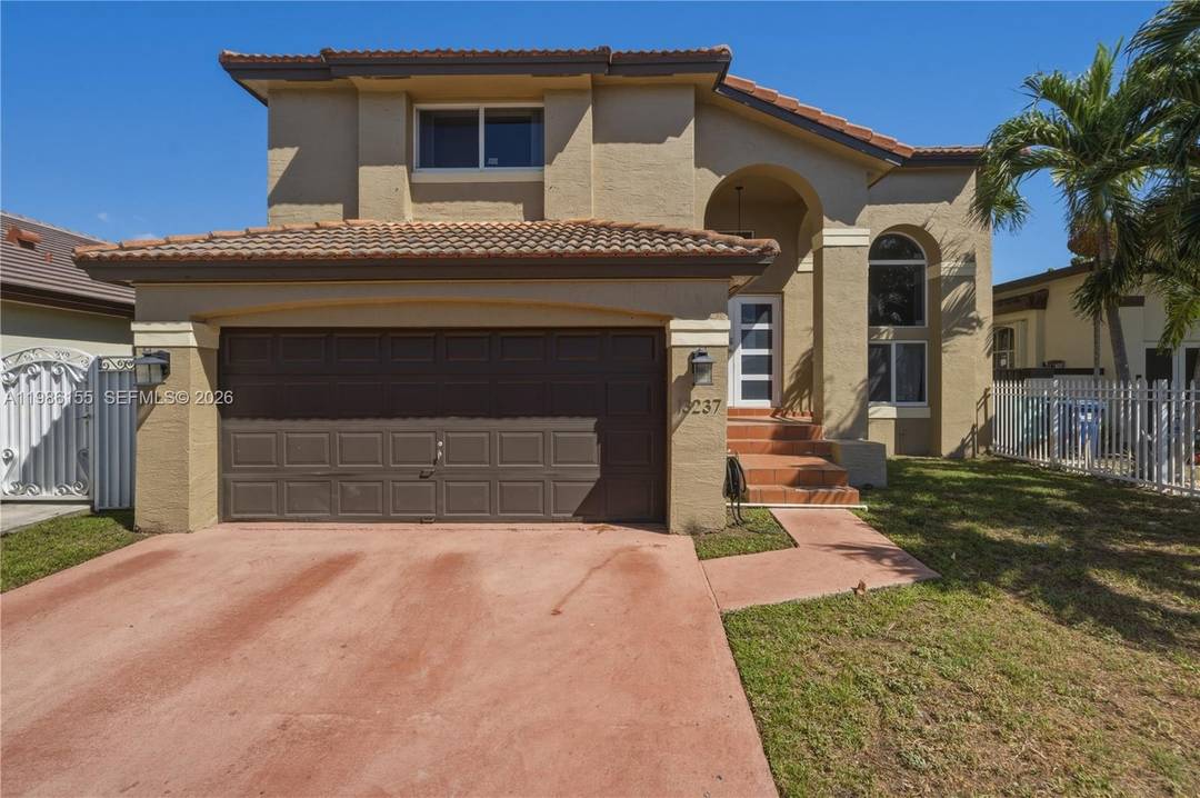 Well established neighborhood !