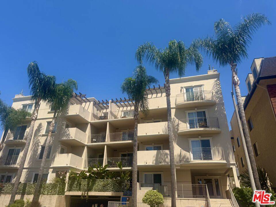 1920 Malcolm Ave 3BR Beverlywood La