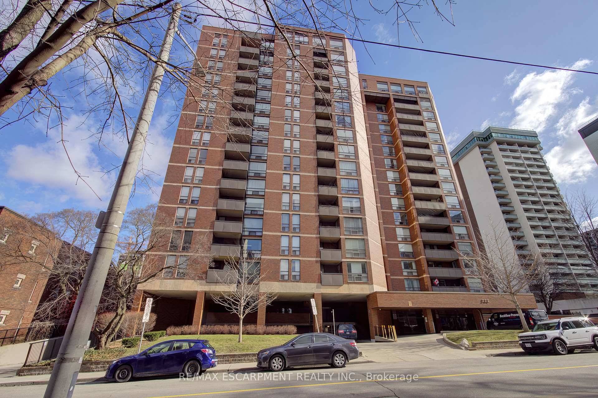 Beautifully updated 2 bedroom, 2 bath condo offering over 1, 300 square feet of bright living space in the sought after Village Hill building.