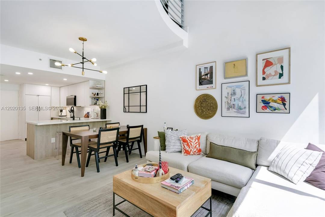 Completely renovated 1bedroom 1.