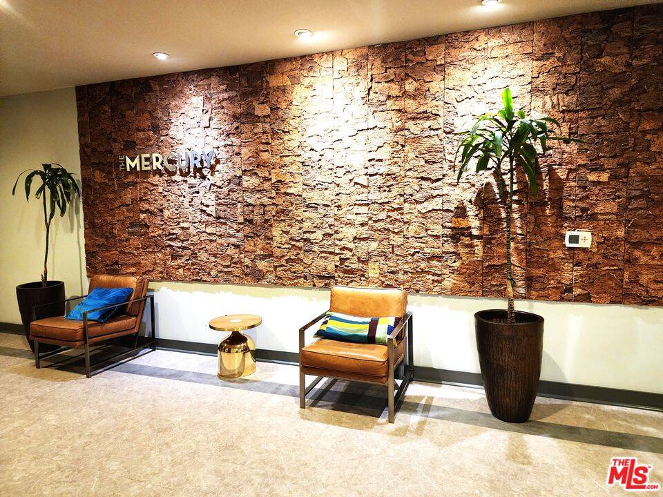 3810   Wilshire Blvd 1BR La