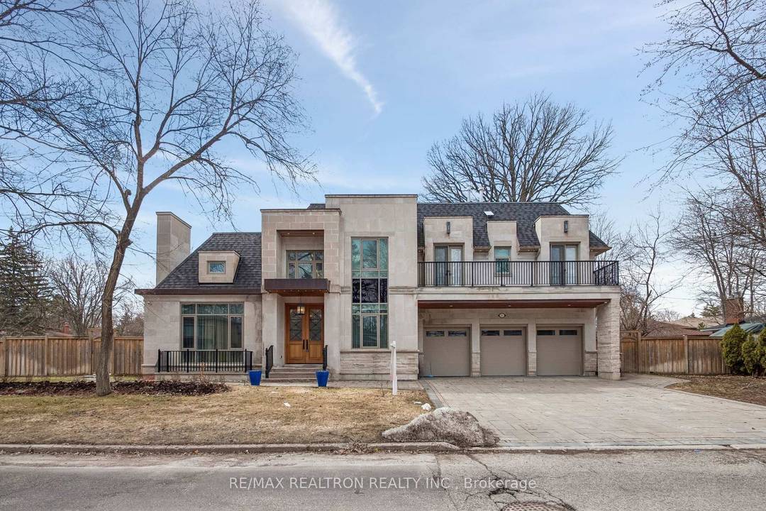 An exceptional luxury residence nestled in the prestigious Unionville community, ideally situated on a quiet circle offering privacy and tranquility.