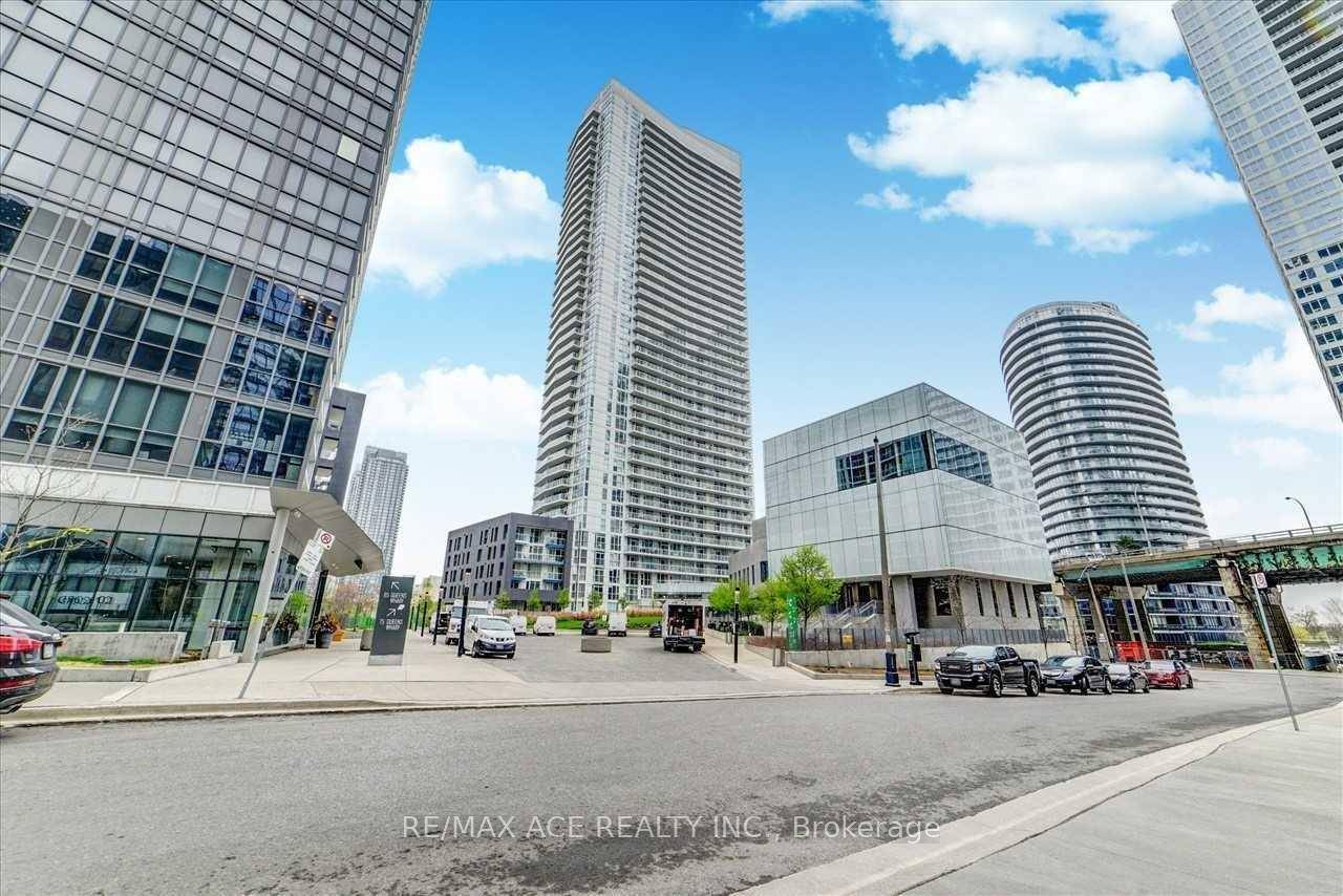 New Quartz Condo At City Place.