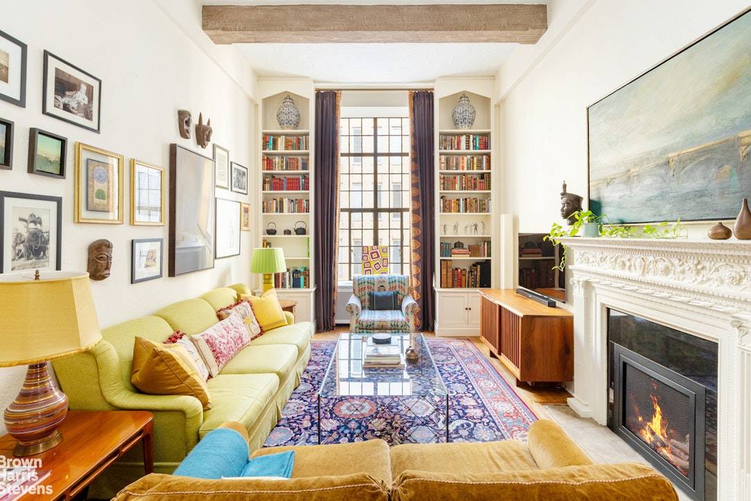 RARE OFFERING ! Parkside Prewar Perfection !