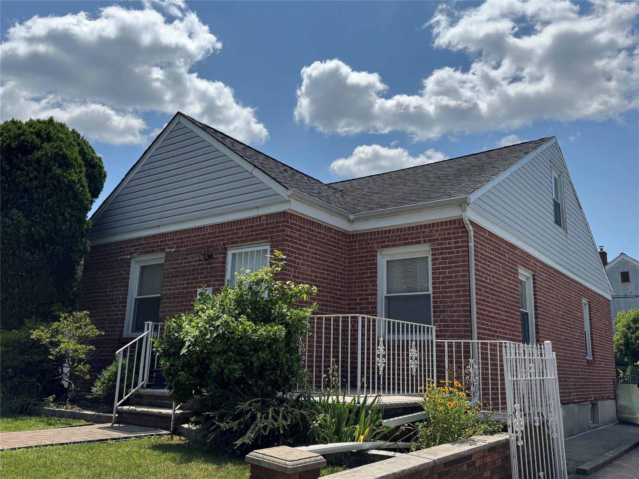 Introducing this beautifully renovated single family home in the heart of North Flushing !