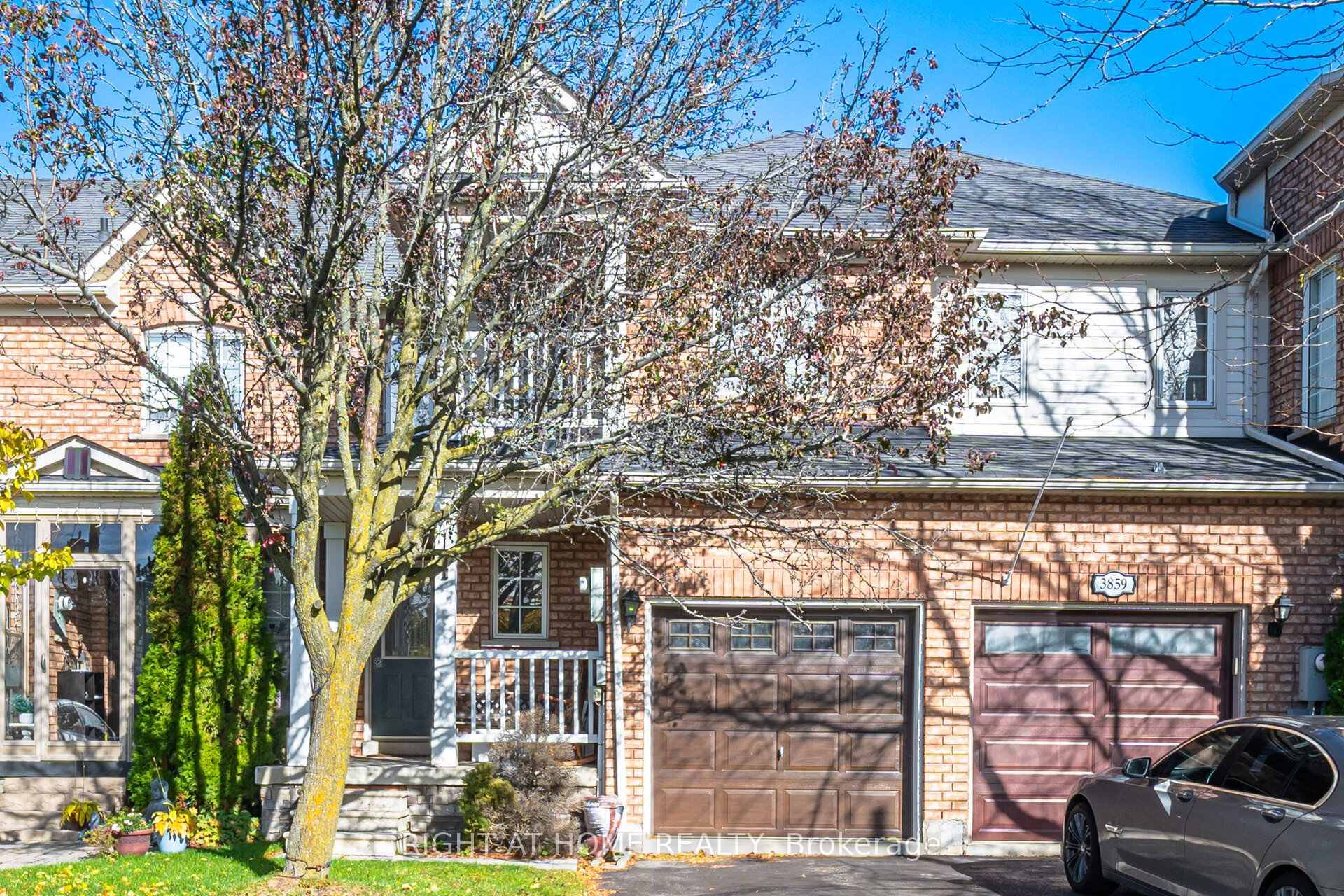Location, Location, Location, Freehold Townhouse In Churchill Meadows, Mississauga !