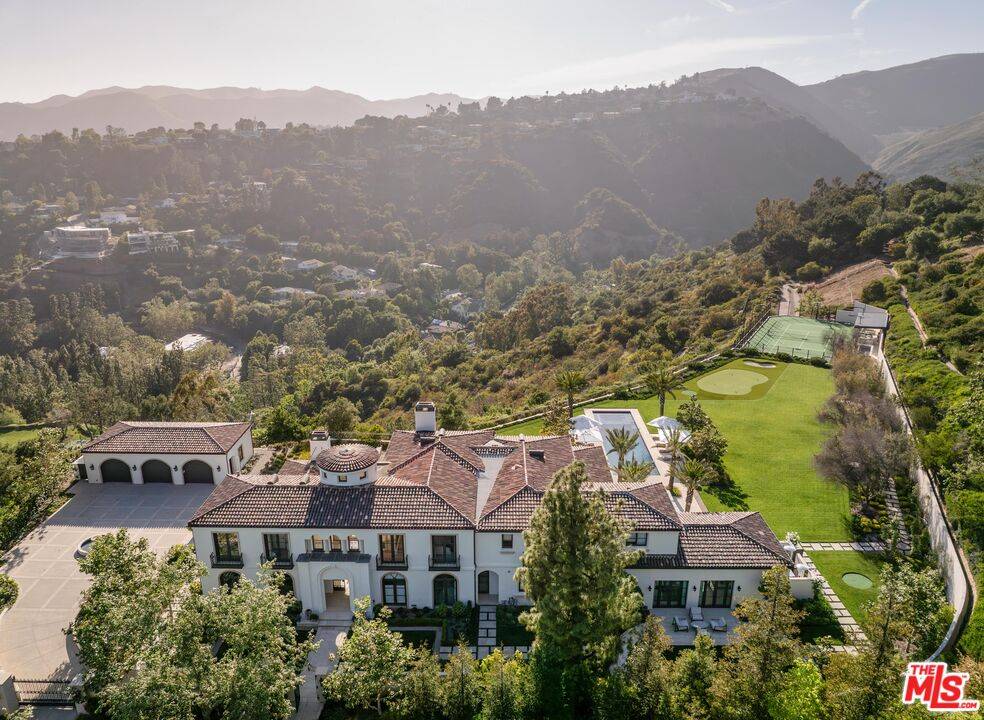 12833   Chalon Rd 6BR Brentwood La