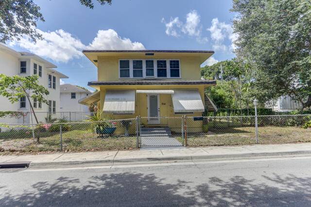 Mango Promenade Classic American Four Square home available for the first time in more than half a century.