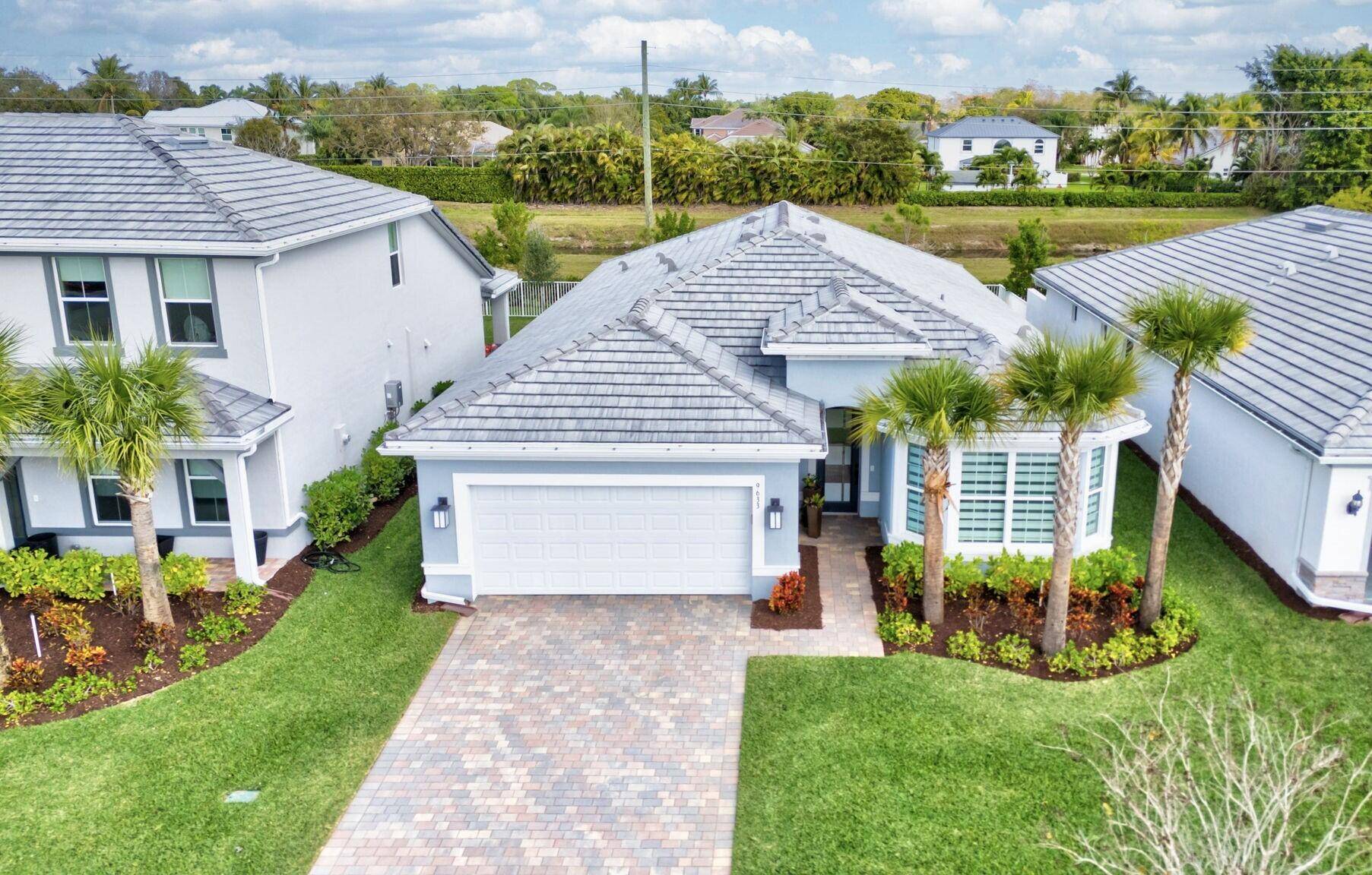 Price Just Reduced by 100, 000 This is your exclusive chance to own a stunning updated Mystique model in Windsong Estates at an unbeatable price !