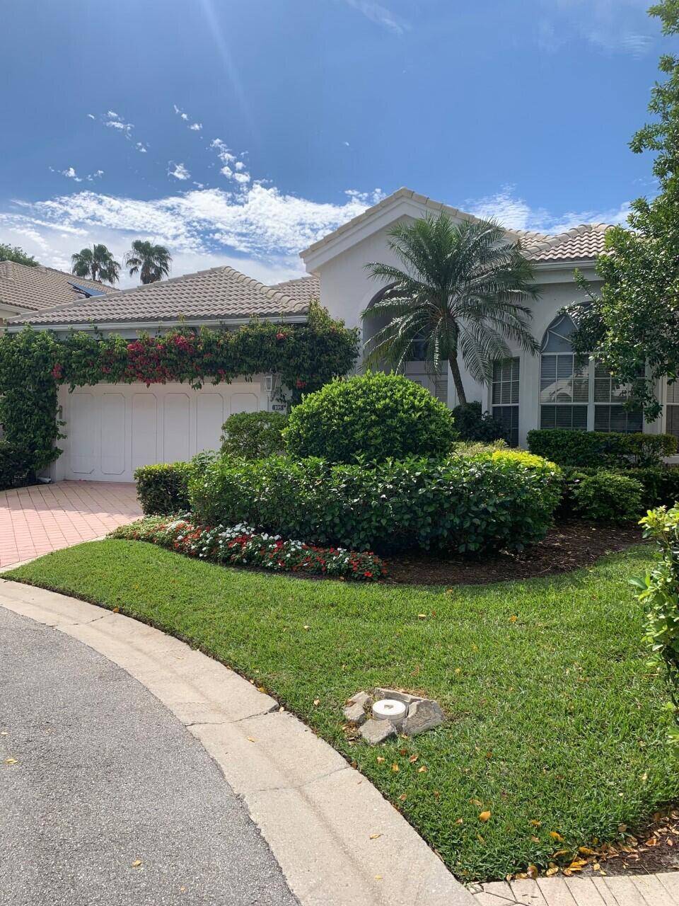Seasonal rental property in fabulous Ballenisles offers the perfect escape to warmth and sunshine from northern winters.