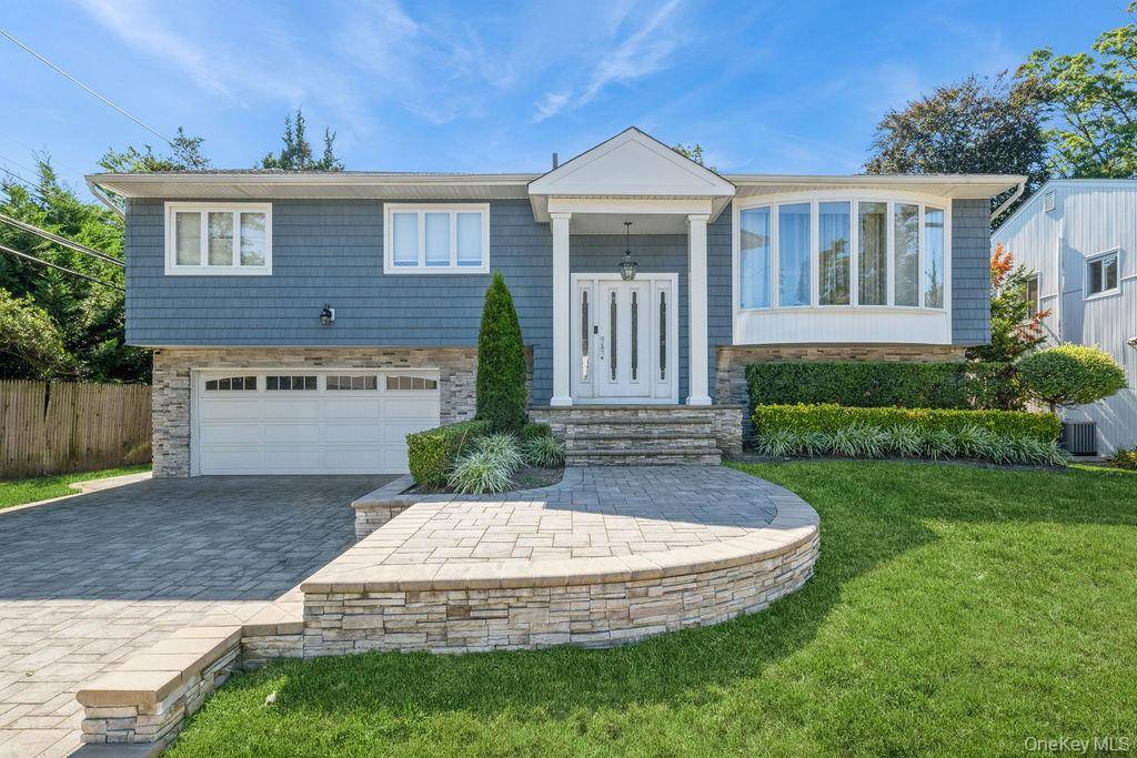 Beautifully updated Bi Level Home.