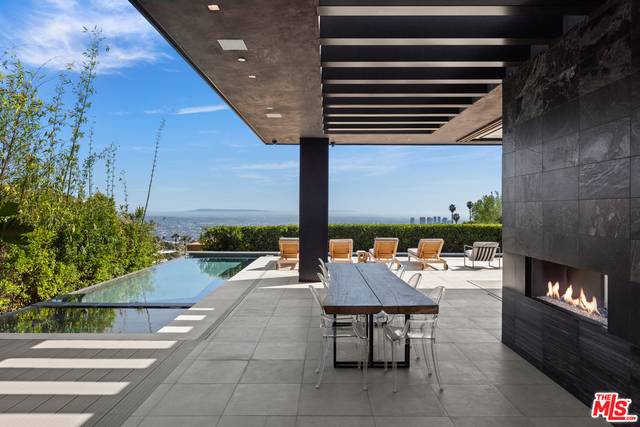 1814   Marcheeta Pl Hollywood Hills East LA