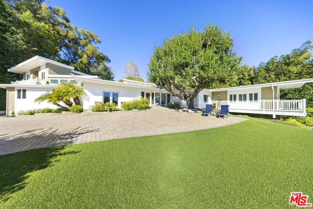 11215 W Sunset Blvd 4BR Brentwood La
